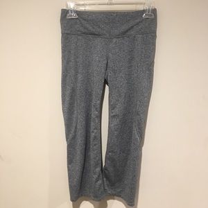 Athleta cropped running Pant Size XSmall Gray EUC